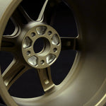 RAYS Official Volk Racing TE37SAGA S-Plus 1/4 Scale Bronze Model